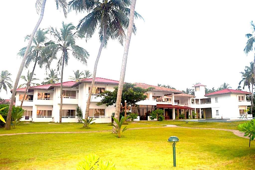 Sanmali Beach Hotel Marawila Exterior foto